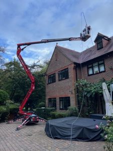 roof-cleaning-before